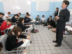 Los maestros de educación primaria lidian con el alumnado, en el ánimo en que éste se encuentre. ARCHIVO /