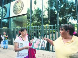 Familiares de los levantados exigen que se agilicen las investigaciones. AFP /