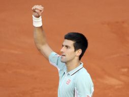 Novak Djokovic no ha dado margen a dudar que es contendiente para ganar Roland Garros. EFE /