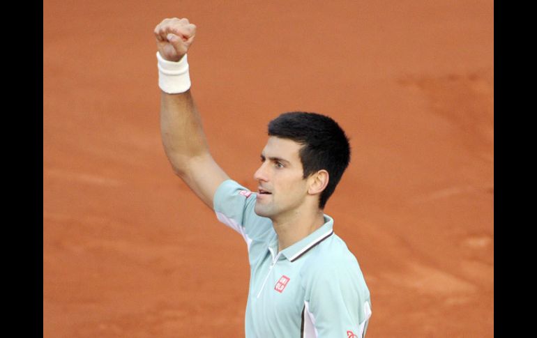 Novak Djokovic no ha dado margen a dudar que es contendiente para ganar Roland Garros. EFE /