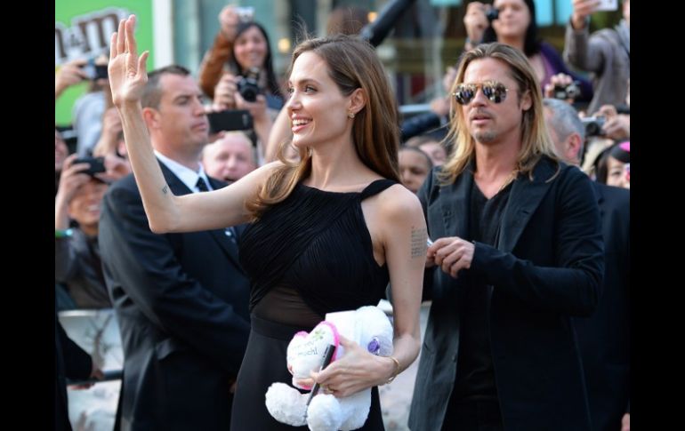 Tras de una cirugía muy publicitada, Angelina Jolie reaparece con una figura siempre admirable. AFP /