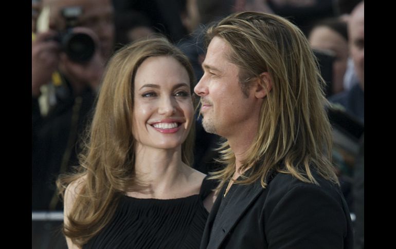 Jolie se siente afortunada de tener a su lado a Pitt, ya que asegura es ''un hombre maravilloso y un maravilloso padre''. AFP /