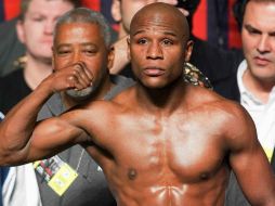 Floyd Mayweather es conocido por ser un apostador compulsivo pues es el deportista profesional que gana más dinero en la actualidad. ARCHIVO /