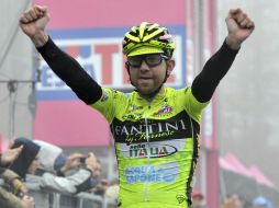 Mauro Santambrogio, ganador de la 14ta etapa del Giro de Italia, arroja positivo por EPO por lo que es suspendido temporalmente. AP /