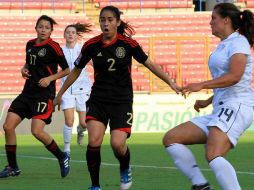 Las integrantes de la Selección Sub-20, inician hoy una miniconcentración bajo la dirección del técnico Leonardo Cuéllar. ARCHIVO /