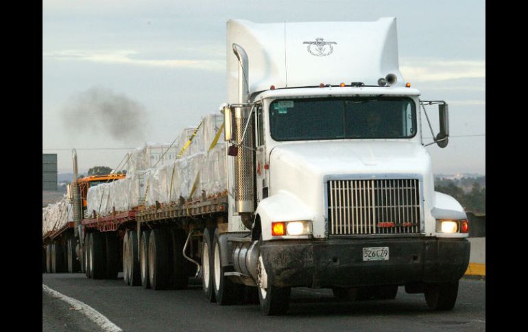 Según la Canacar, Jalisco es el segundo estado con más robos a autotransportes. ARCHIVO /