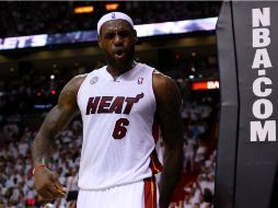 LeBron James llega en su mejor forma a la final y buscará defender la corona de Miami. AP /