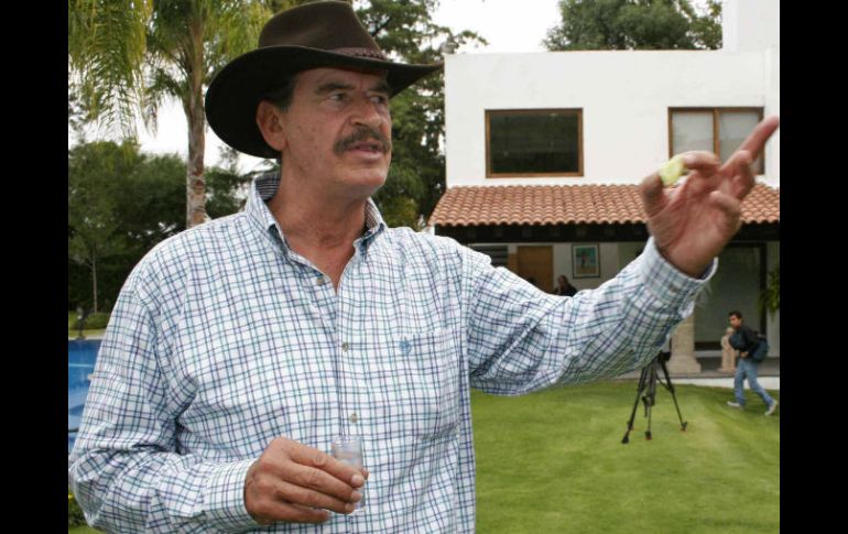 Vicente Fox pide no cerrarse al tema ni tomarlo como una burla, ya que es algo serio. ARCHIVO /