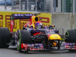 El auto de Vettel ha respondido bien en el circuito Gilles Villenueve. AFP /