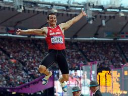 El atleta mexicano Luis Rivera gana este lunes la prueba de salto de longitud con un registro de 8.10 metros. ARCHIVO /