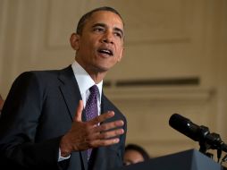 Obama pide que los ciudadanos llamen y escriban a los miembros del Congreso para presionarles a ''hacer lo correcto''. AP /