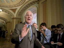 El senador John Cornyn propone arrestar al 90% de personas que intente ingresar ilegalmente a EU. ARCHIVO /