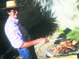 Suculento. Además de la convivencia, el asado o parrillada permite degustar algunos de los mejores cortes.  /