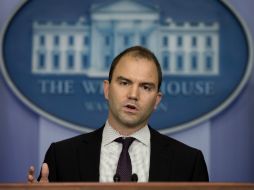 ''Esto permitirá tener protección para evitar que las armas lleguen a manos de quienes no queremos que la reciban'', apuntó Ben Rhodes. AP /