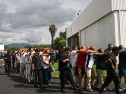 De 2006 a la fecha, 767 internos por delitos del fuero federal han sido trasladados de cárceles estatales a centros federales. ARCHIVO /