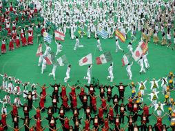 La ceremonia en el Estadio Nacional de Brasilia fue muy colorida. AP /