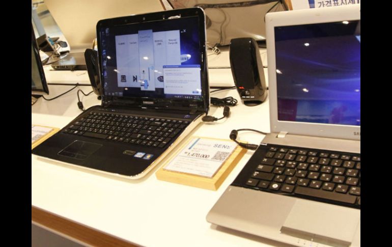 Las laptops forman parte del programa digital de la SEP para otorgarlas a niños de primaria. ARCHIVO /