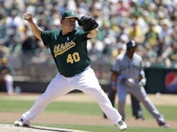 Bartolo Colón dirige la victoria de los Atléticos al realizar 71 lanzamientos perfectos. AP /