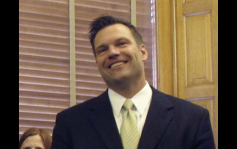 Kobach ha adquirido notoriedad naciona por sus políticas severas respecto a la inmigración. ARCHIVO /