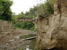 El aumento del cauce en Arroyo Seco es un peligro latente para los habitantes. ARCHIVO /