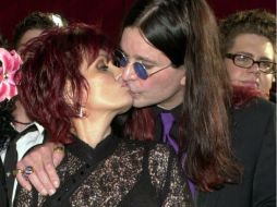 Sharon y Ozzy Osbourne han estado casados por más de 30 años. ARCHIVO /