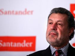 Marcos Martínez, presidente de Santander México destacó que la tarjeta representa la consolidación de la relación entre ambas empresas. ARCHIVO /