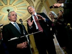 El acuerdo fue anunciado en el pleno por los senadores republicanos John Hoeven y Bob Corker. AFP /