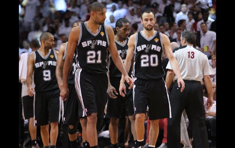 Los Spurs empiezan su proceso de internacionalización visitando México. AP /