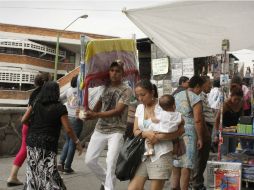 El pasado 18 de junio los ambulantes lograron un acuerdo para seguir vendiendo a las afueras del Mercado Libertad. ARCHIVO /