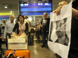 Esta mañana Edward Snowden llegó a Rusia tras haber abandonado el aeropuerto de Hong Kong. EFE /