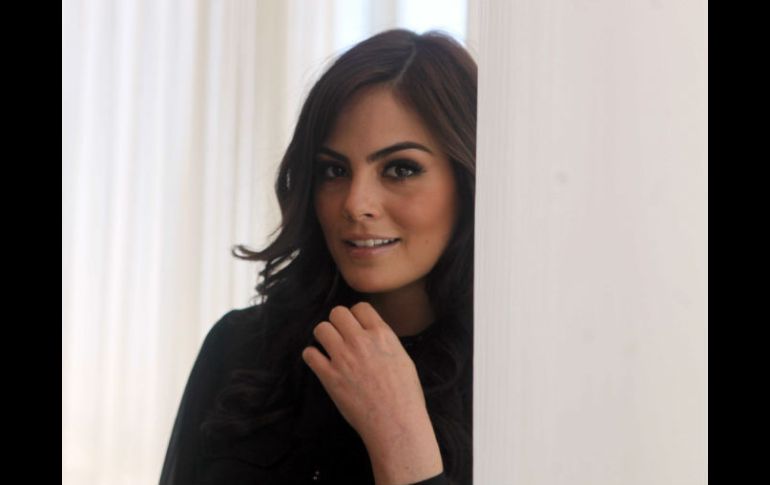 Ximena Navarrete. Mirar siempre al frente y ser feliz son la frase y la palabra que ahora dominan su vida. ARCHIVO /