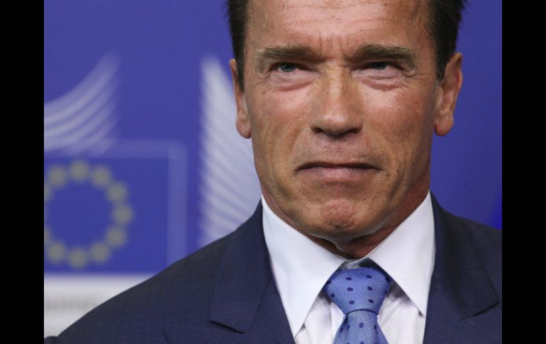 Arnold Schwarzenegge ofrece una rueda de prensa junto al presidente de la Comisión Europea, José Manuel Durao Barroso. NTX /