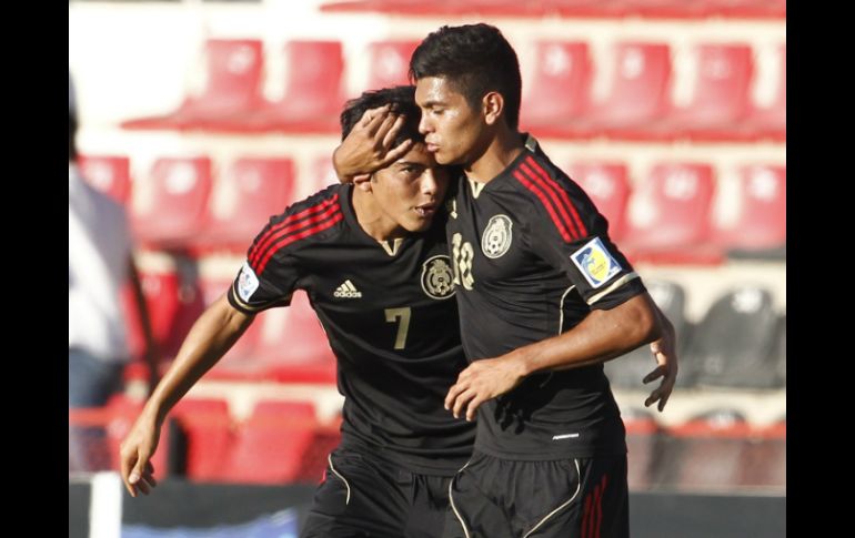 La selección nacional juvenil deberá ganar si desea avanzar a la siguiente ronda. AFP /