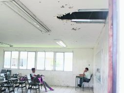 La escuela Secundaria Técnica número 170,  ''Luis Donaldo Colosio'', en la colonia Santa Fe, en Tlajomulco, muestra evidente deterioro. EL INFORMADOR /