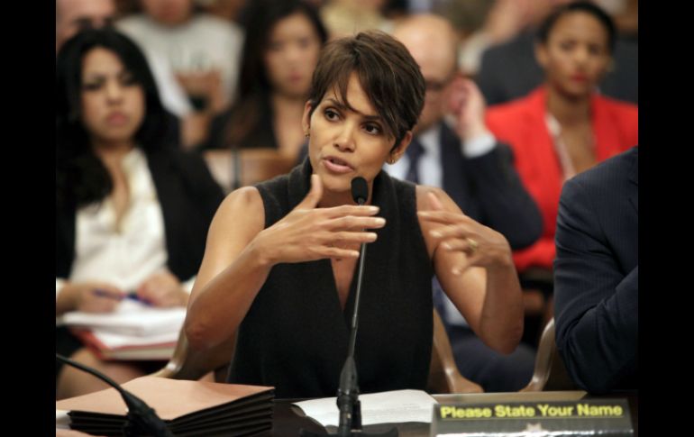 La actriz Halle Berry declarará en favor de una legislación en California. AP /