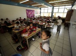 Al iniciar 2013, en jalisco había 113 escuelas participantes en el Programa de Escuelas de Tiempo Completo, hoy, la cifa está en 87. ARCHIVO /