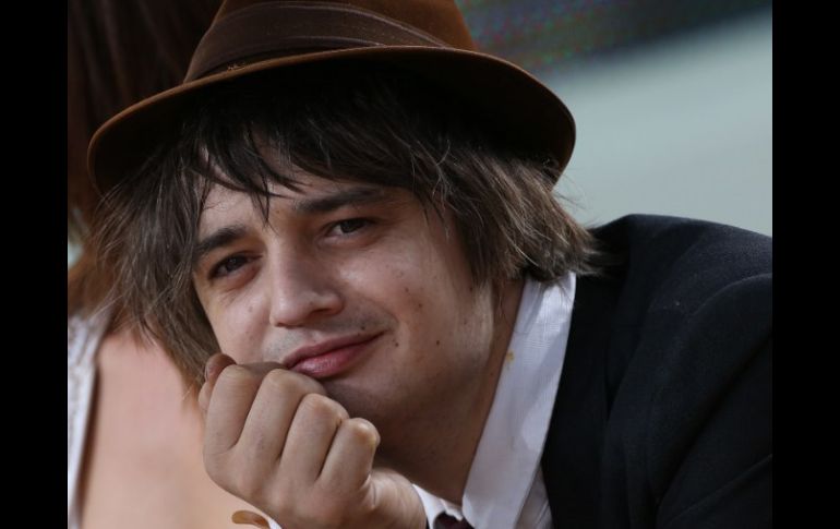 Pete Doherty demostrará que puede hacer dinero, incluso de la basura. ARCHIVO /