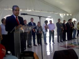 Enrique Ramos, secretario de Turismo estatal, inaugura el evento.  /