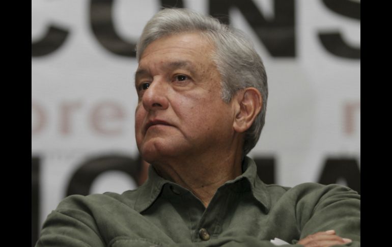 López Obrador comparte en Twitter un desglose de sus gastos de campaña. SUN /