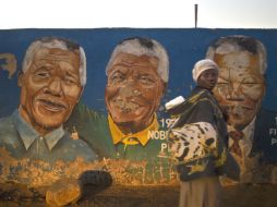 La pelea podría ser el principio de un desacuerdo sobre el lugar donde deberán reposar los restos de ''Madiba''. AP /