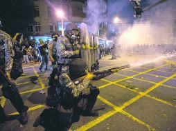 Violencia cerca del Maracaná. Las autoridades culparon a un sector reducido de comenzar los enfrentamientos. AP /