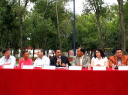 El presidente municipal, Ramiro Hernández García, durante rueda de prensa para dar a conocer el programa.  /