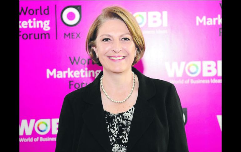 Profesional. Marcela Velasco es responsable de la mercadotecnia de Telcel. ESPECIAL /