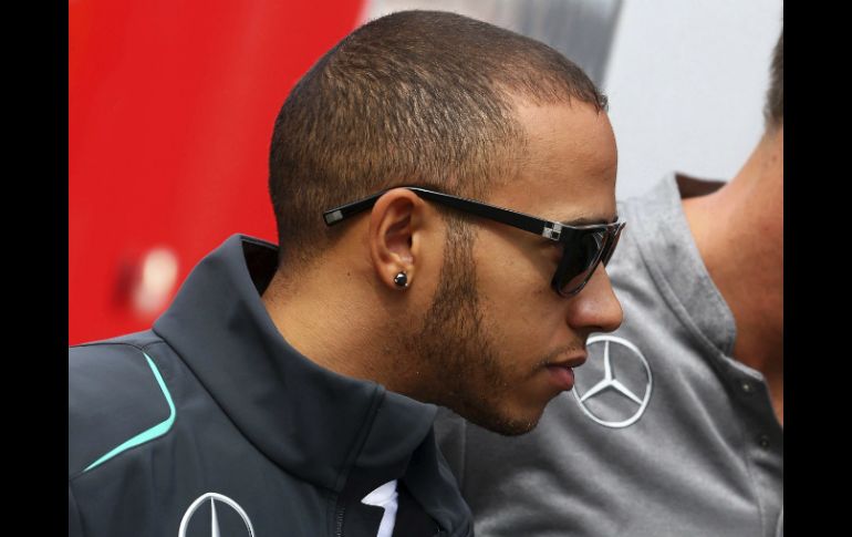 Lewis Hamilton fue uno de los afectados por el tema de Pirelli. EFE /