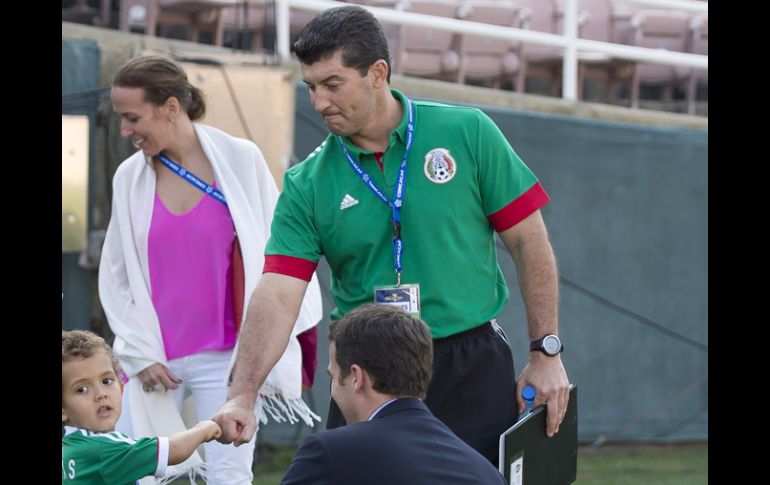 'Chepo' de la Torre dice que México va por el título del torneo. MEXSPORT /