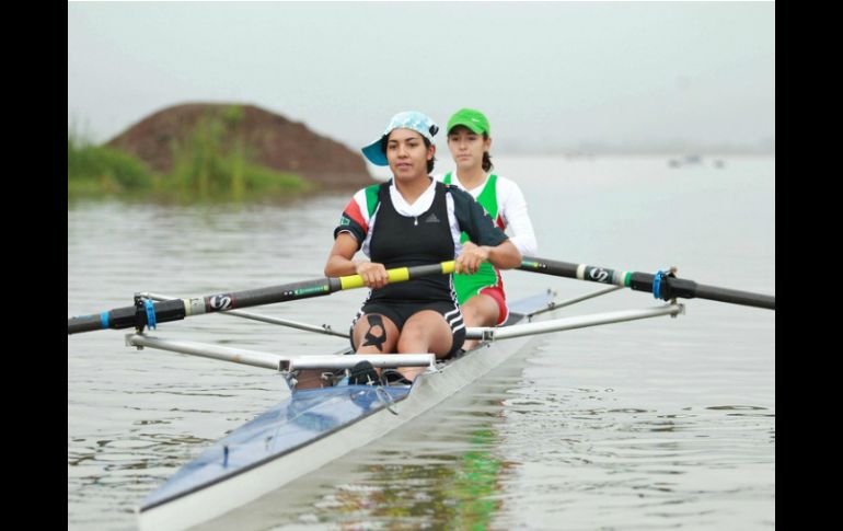 Remar es uno de los deportes más antiguos en el mundo. ARCHIVO /