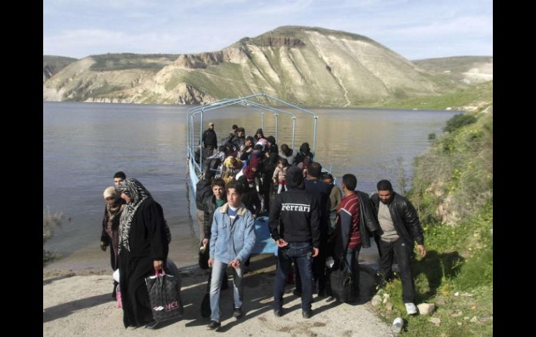 Al menos 102 personas han muerto intentando escapar desde las costas turcas  o han sufrido vejaciones. ARCHIVO /