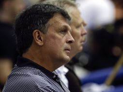 El coach Kevin McHale dice que la incorporación de Howard los hace contendientes en la NBA. AP /