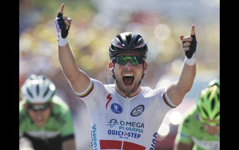 Mark Cavendish se repone y gana con tranquilidad. AP /