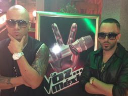 Tanto Wisin como Yandel han compartido en sus cuentas oficiales en Twitter, diversas fotografías sobre el proyecto. ESPECIAL /